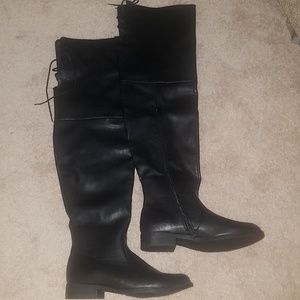 Black Knee Over the knee boots
